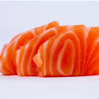 SALMON SASHIMI*