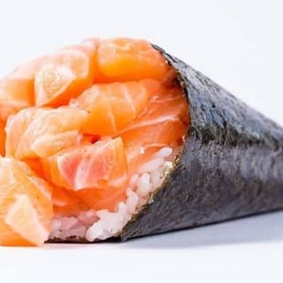 TEMAKI HOT SALMON