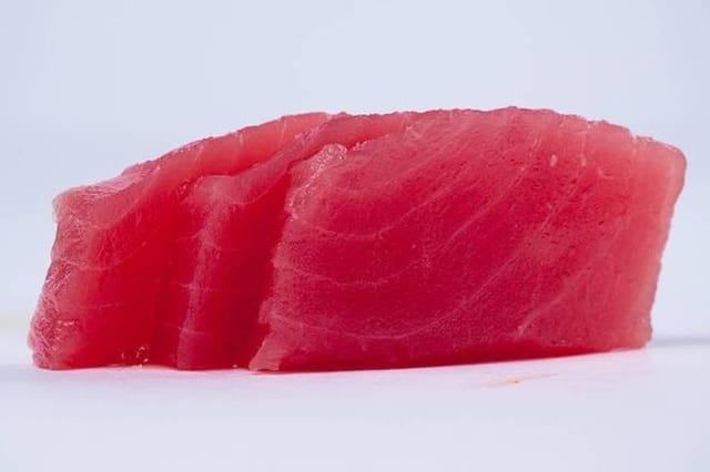 Tuna Sashimi *.