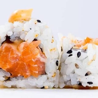 SALMON ROLL