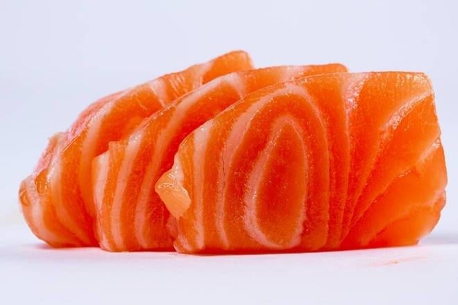Salmon Sashimi*.