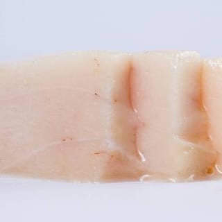 WHITE FISH SASHIMI *