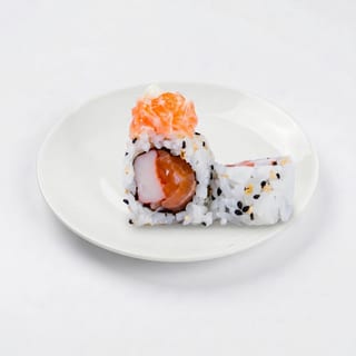 SALMON SPECIAL ROLL*